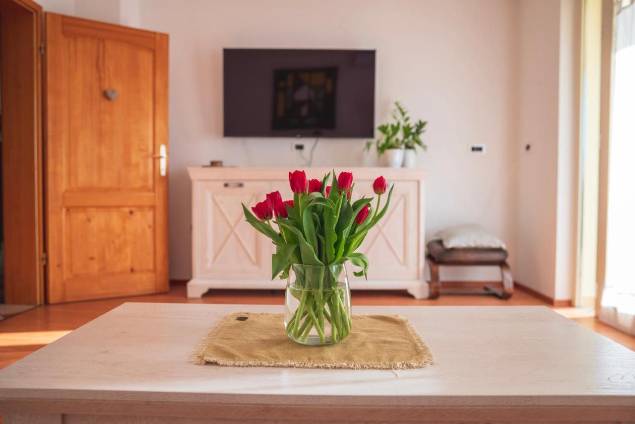 Apartment Laetitia Kaštelir المظهر الخارجي الصورة