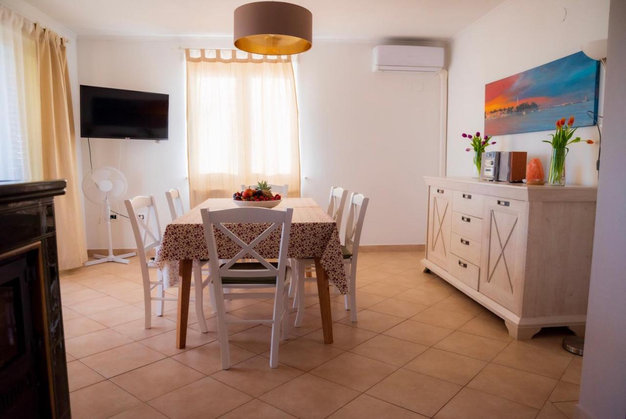 Apartment Laetitia Kaštelir المظهر الخارجي الصورة