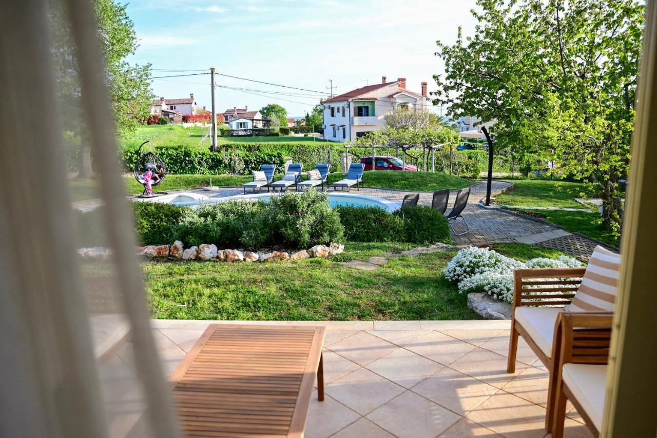 Apartment Laetitia Kaštelir المظهر الخارجي الصورة